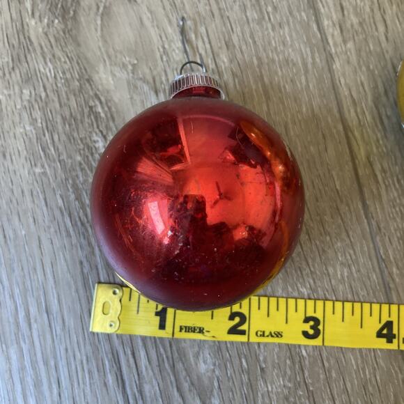 Glass Christmas Ornaments Lot 7 | Box + 6 Yellow & 1 Red Vintage - Picture 14 of 15